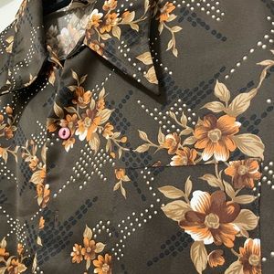 Vintage retro men’s shirt classic